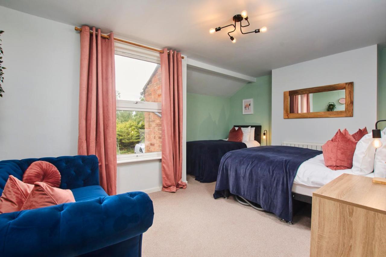 Fantastic Central Stratford Two Bedroom Apartment By Purestay Short Lets & Serviced Accommodation With Parking Stratford-upon-Avon Exterior photo